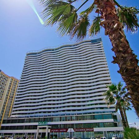 Sky Inn Batumi Eksteriør bilde