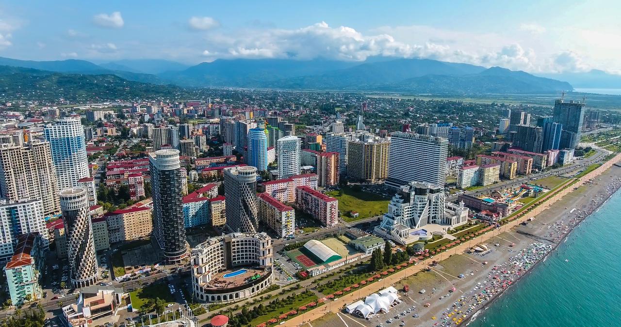 Sky Inn Batumi Eksteriør bilde