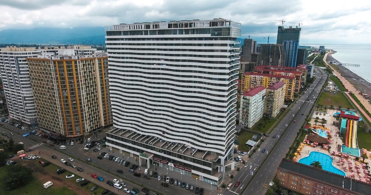 Sky Inn Batumi Eksteriør bilde