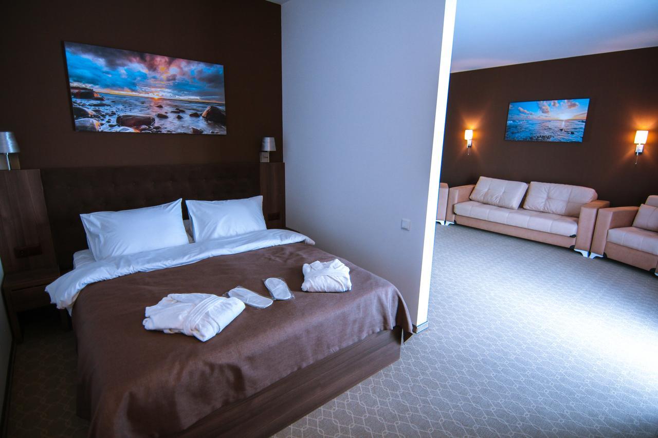 Sky Inn Batumi Eksteriør bilde