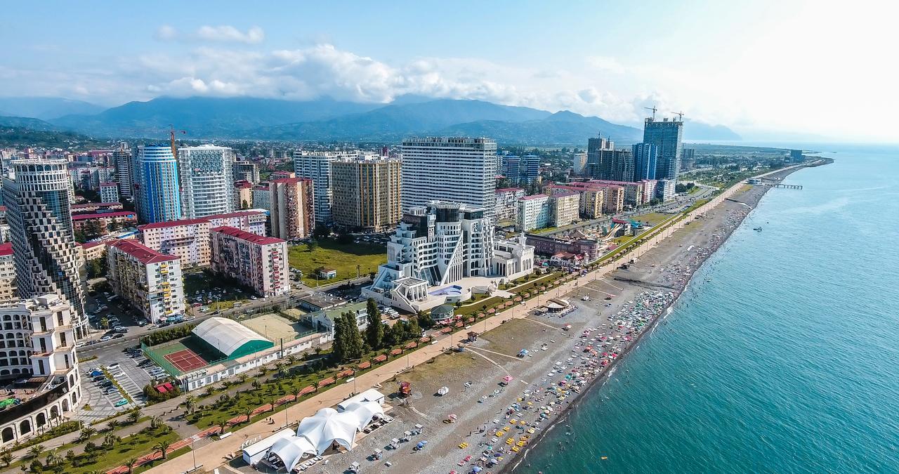 Sky Inn Batumi Eksteriør bilde