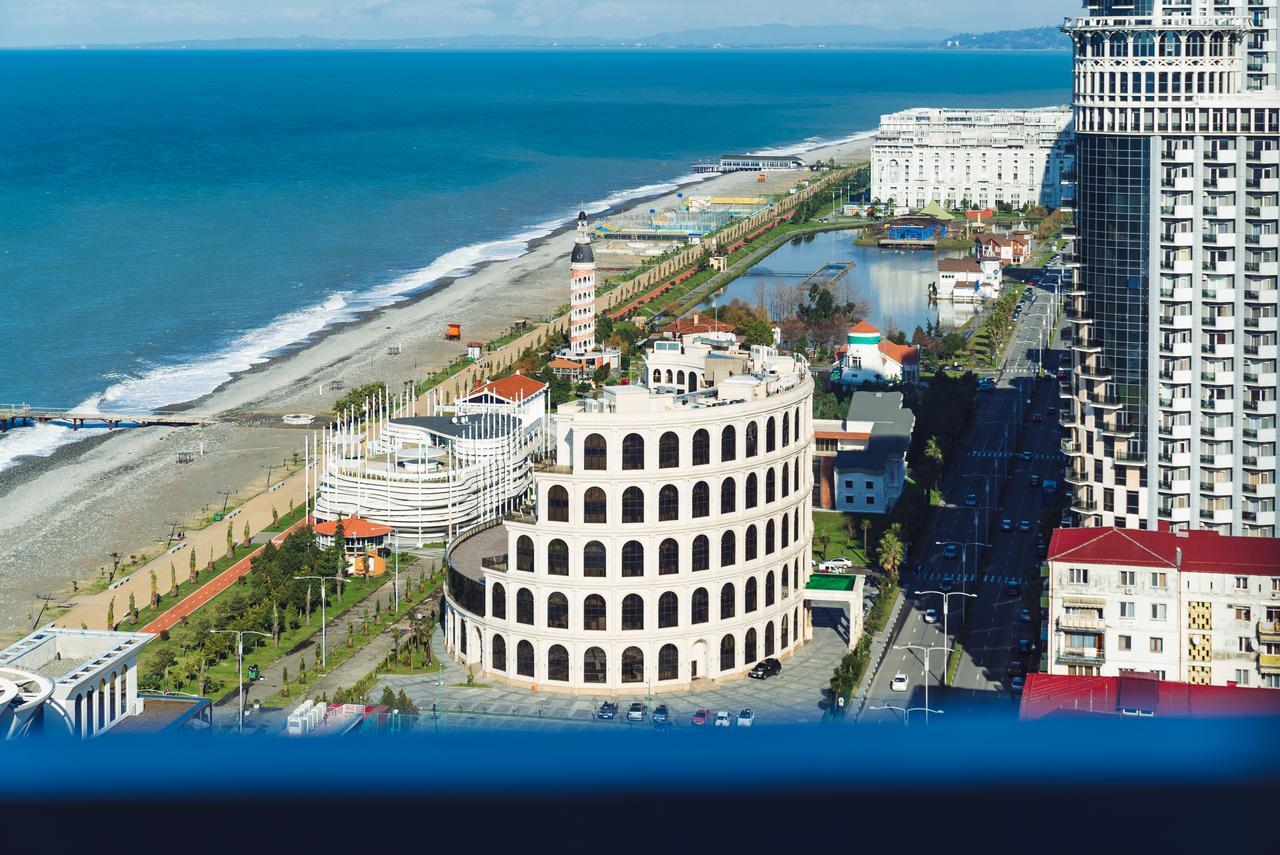 Sky Inn Batumi Eksteriør bilde