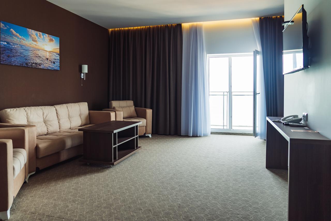 Sky Inn Batumi Eksteriør bilde