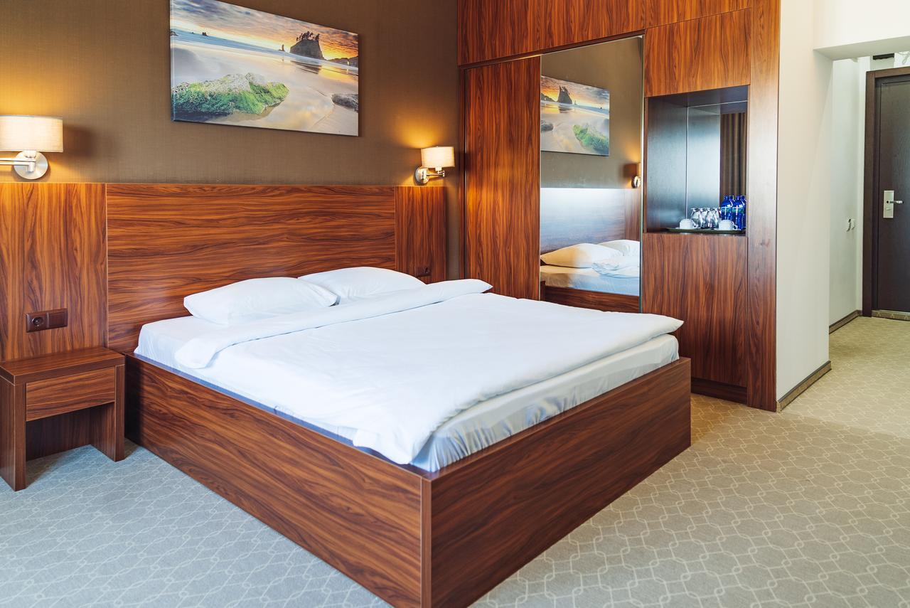 Sky Inn Batumi Eksteriør bilde