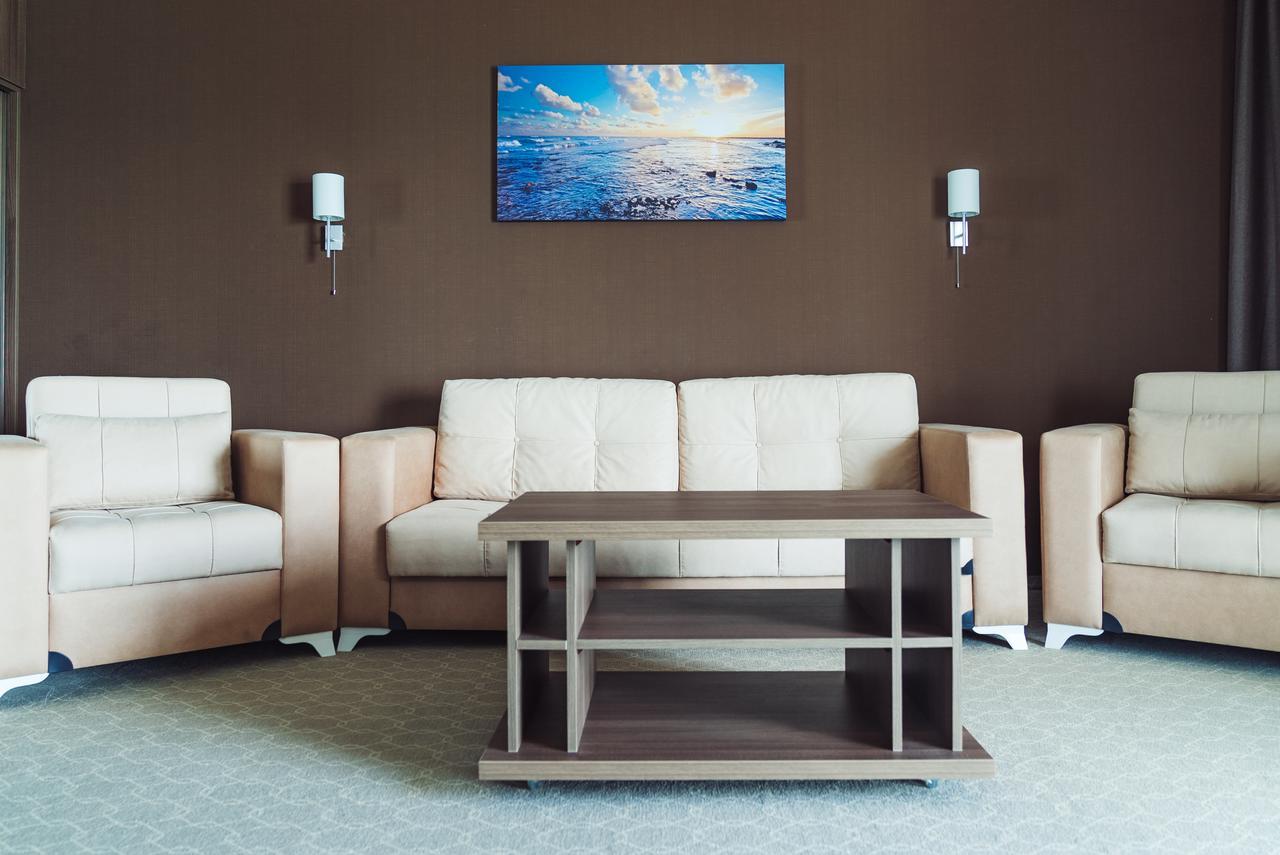 Sky Inn Batumi Eksteriør bilde