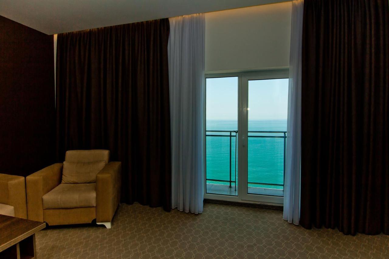 Sky Inn Batumi Eksteriør bilde