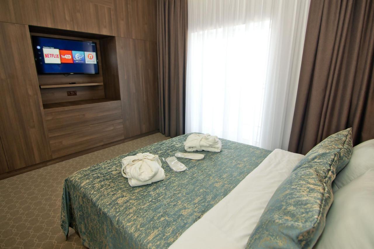 Sky Inn Batumi Eksteriør bilde